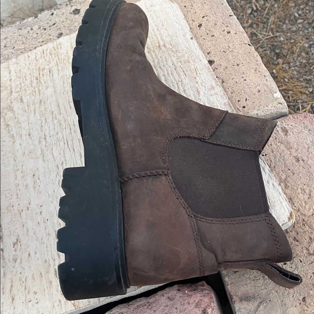 Womens Ugg Loxley Brown Nubuck Leather Platform Chelsea Ankle Boots Size 9 - Picture 6 of 11